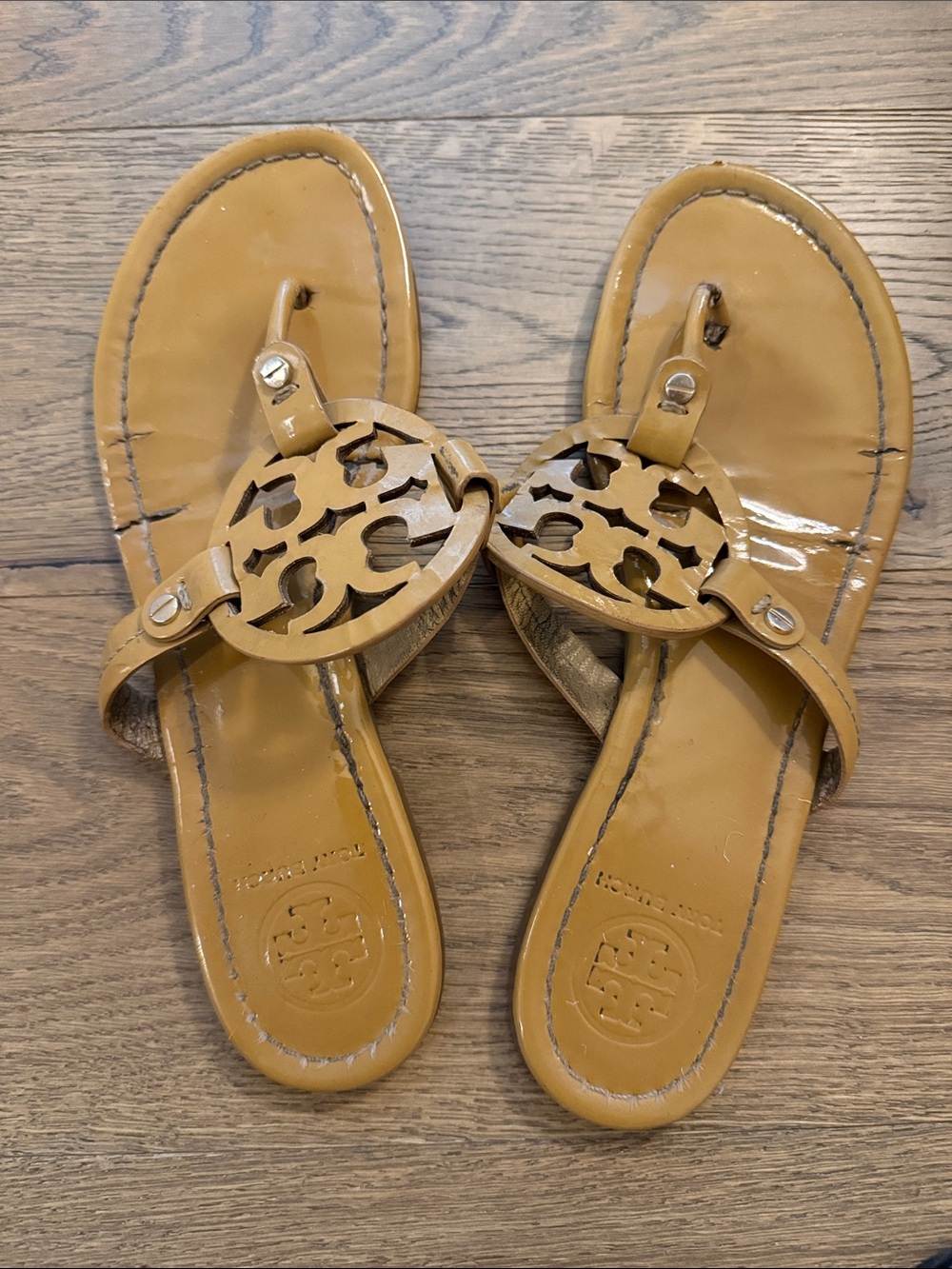 Tory Burch Caramel Patent Logo Thong Sandals